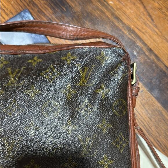 Louis Vuitton Brown Monogram Messenger Bag - Picture 9 of 14